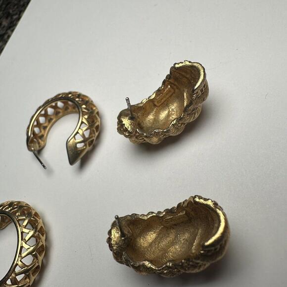 Matte Gold Tone Oversized Stud / Half Hoop Pierced Earrings Women’s Lot Of 3 - Picture 7 of 7